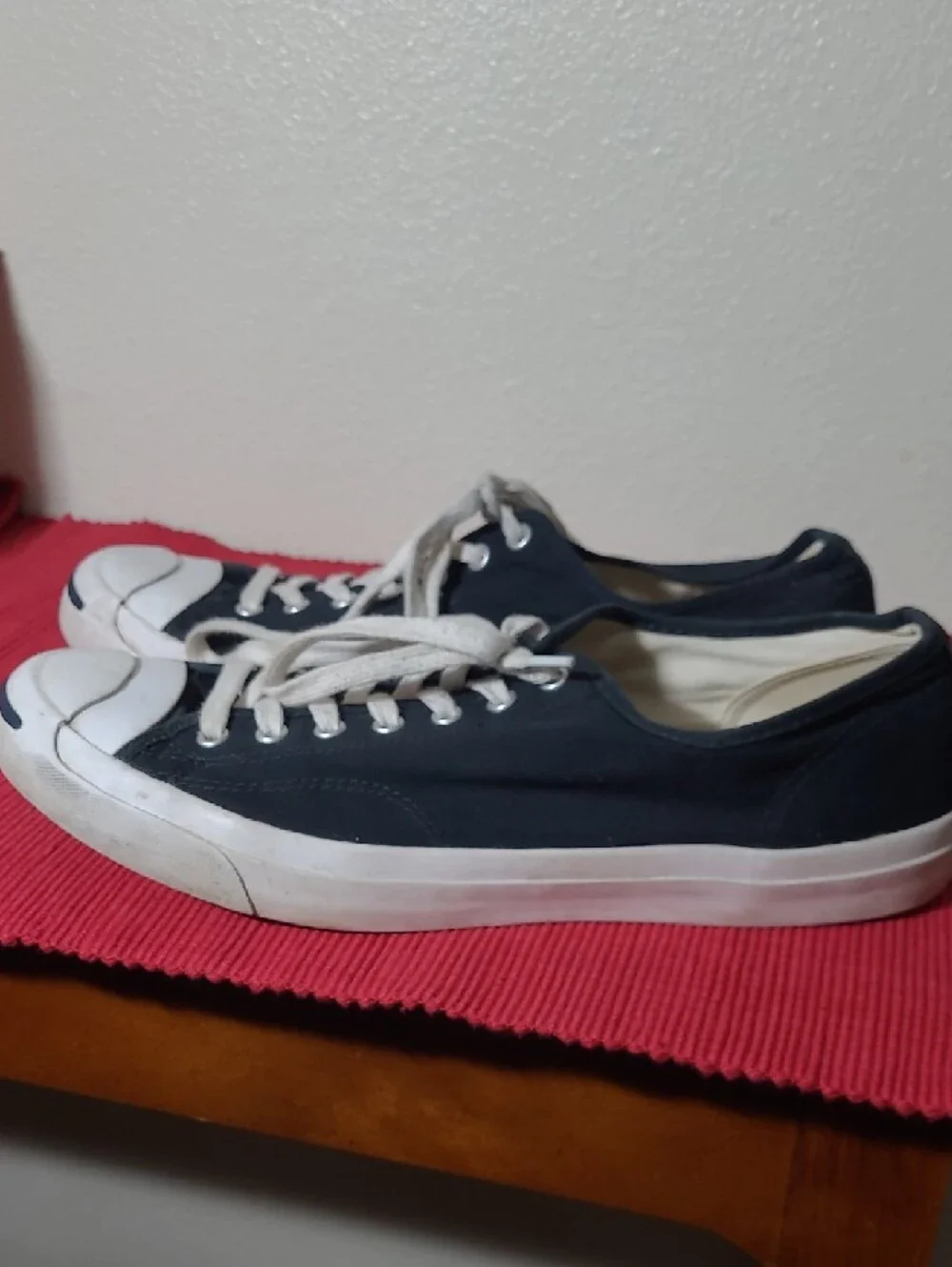 Converse Navy Low-Top Sneakers with White Trim - Picture 5 of 13